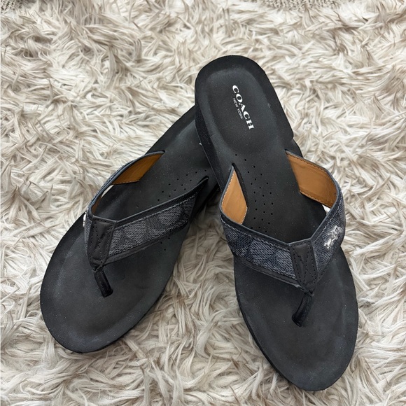 NWOT Coach Black Wedge  Thong Sandals - Picture 2 of 9